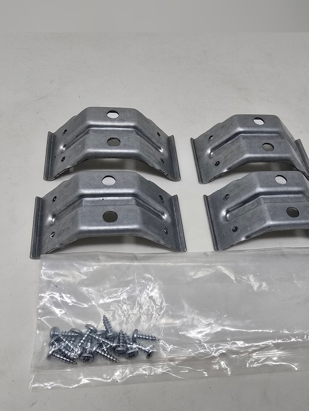 IKEA Ingo Table Brace Corner Bracket with Screws IKEA 110911 x 4 Leg Assembly